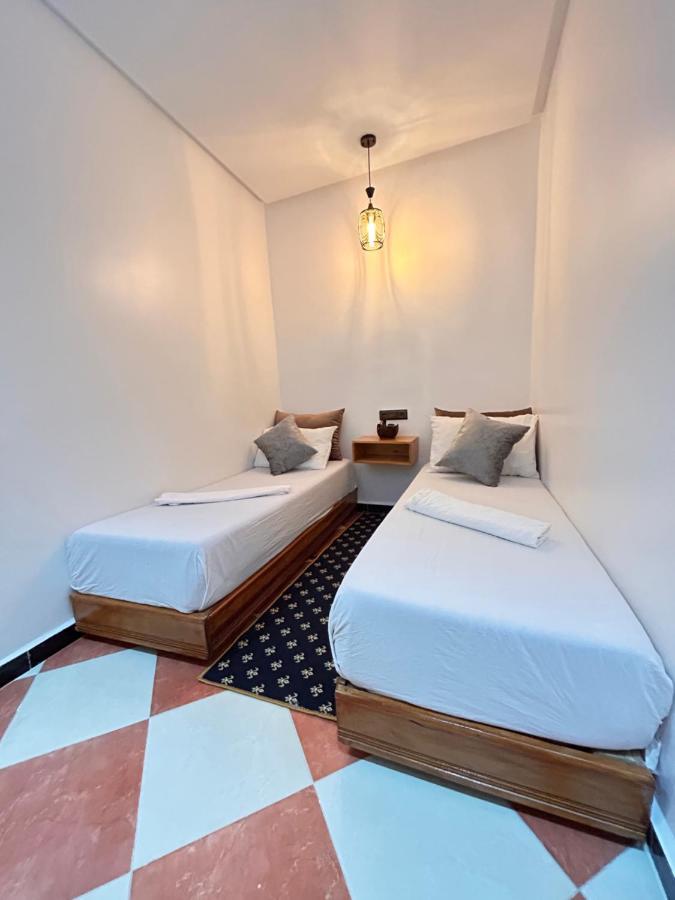 Salam Appartement Climatise Hiver Et Ete 아즈루 외부 사진