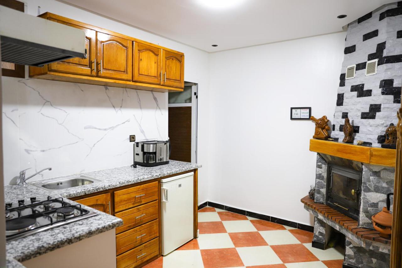 Salam Appartement Climatise Hiver Et Ete 아즈루 외부 사진